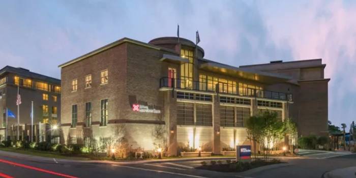 Hilton Garden Inn Charleston Waterfront/Downtown