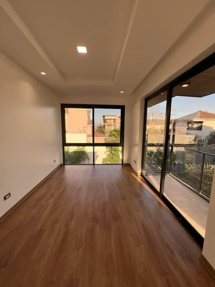 BGC Modern House