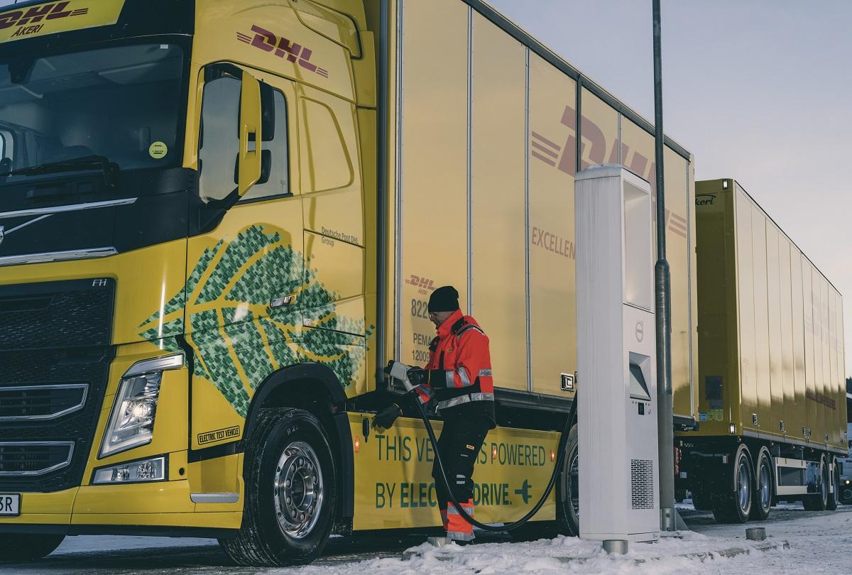 DHL inicia testes com um Volvo FH Elétrico na Europa