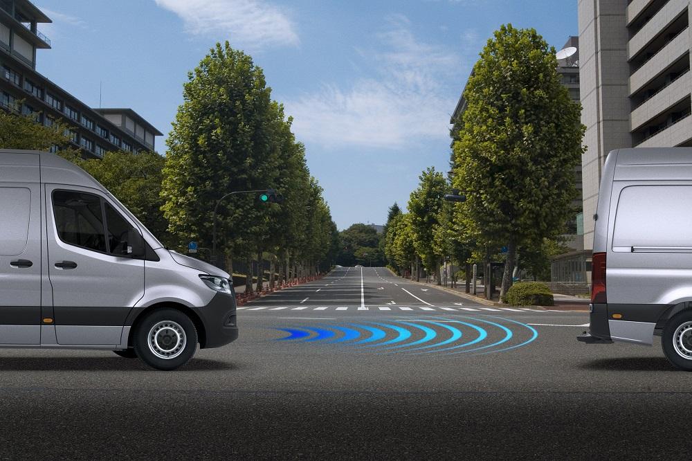Mercedes-Benz Vans reforça itens de segurança da Sprinter no Maio Amarelo