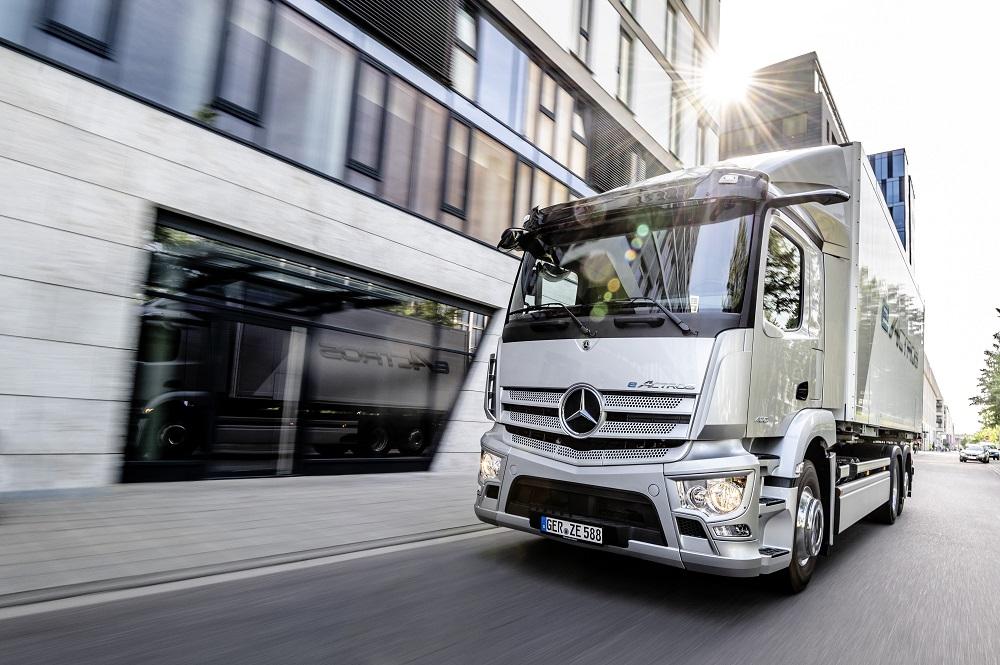Produção em série do eActros tem início na fábrica da Mercedes-Benz em Wörth