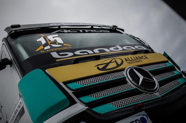Potência de 1.250 cavalos do Mercedes-Benz Actros é destaque na Copa Truck em Londrina