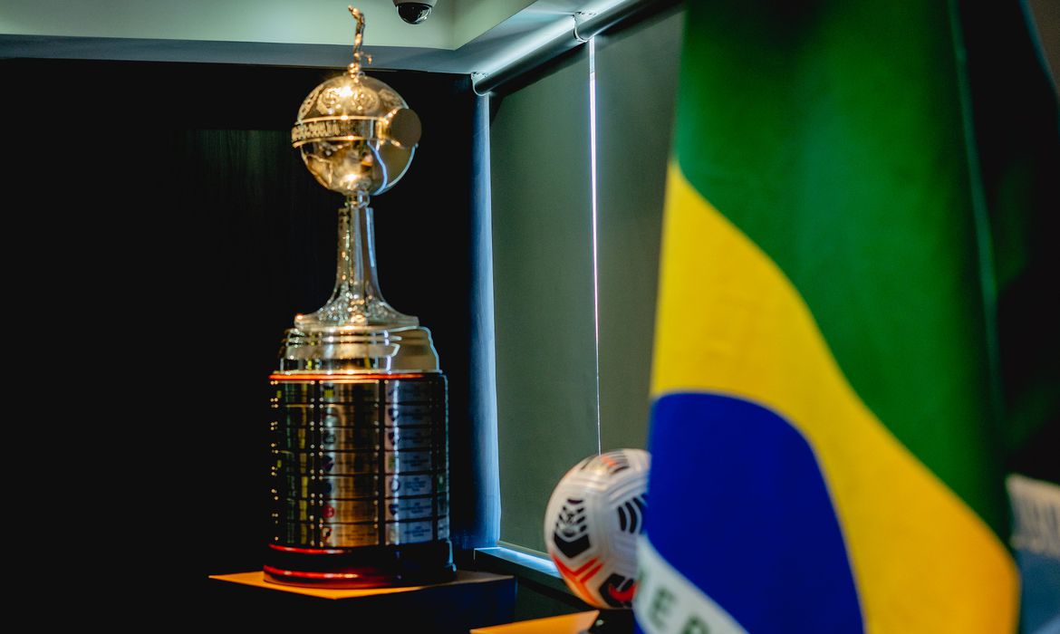 Seguradoras firmam convênio para transporte rodoviário internacional visando à final da Copa Libertadores