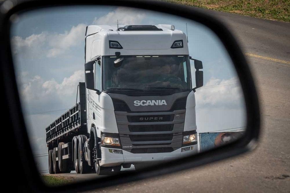 Scania lança na Fenatran nova linha de caminhões Super e empresa de locação
