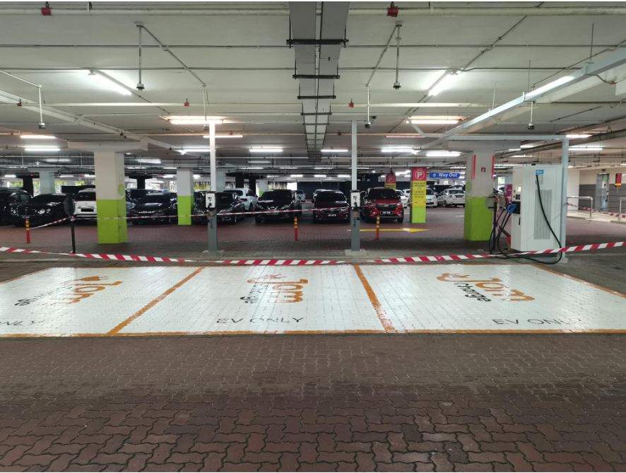 JomCharge @ Sutera Mall New Wing (11 kW AC; 50 kW DC)
