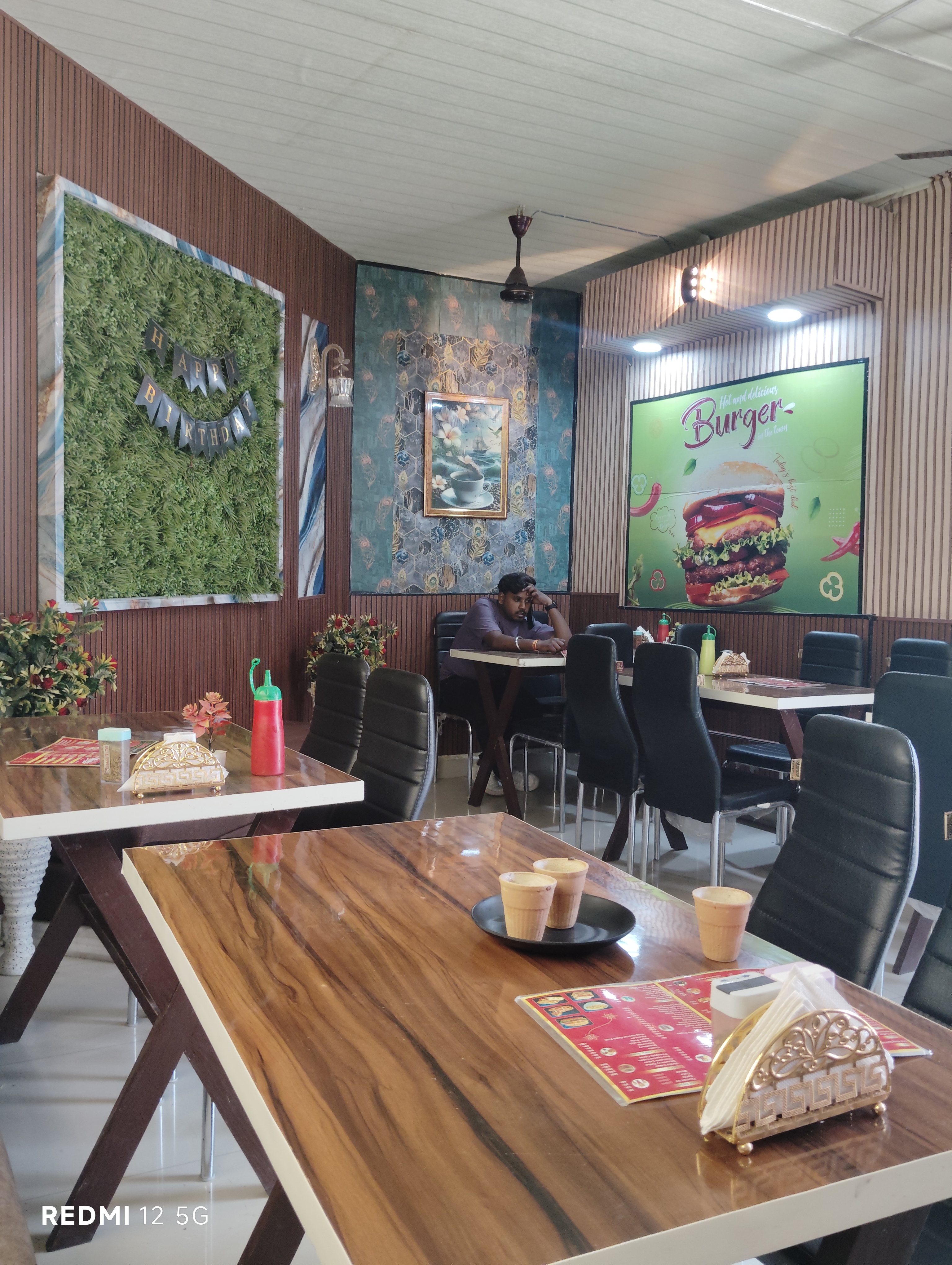 KING FOOD CAFE