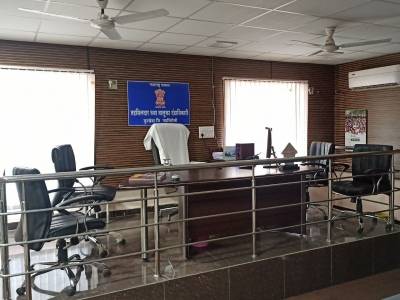 तहसीलदार कक्ष